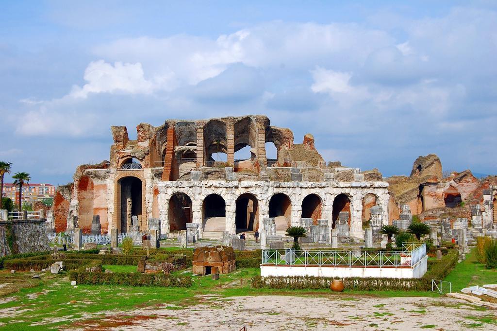 Albergo Scalzone Castel Volturno Dış mekan fotoğraf